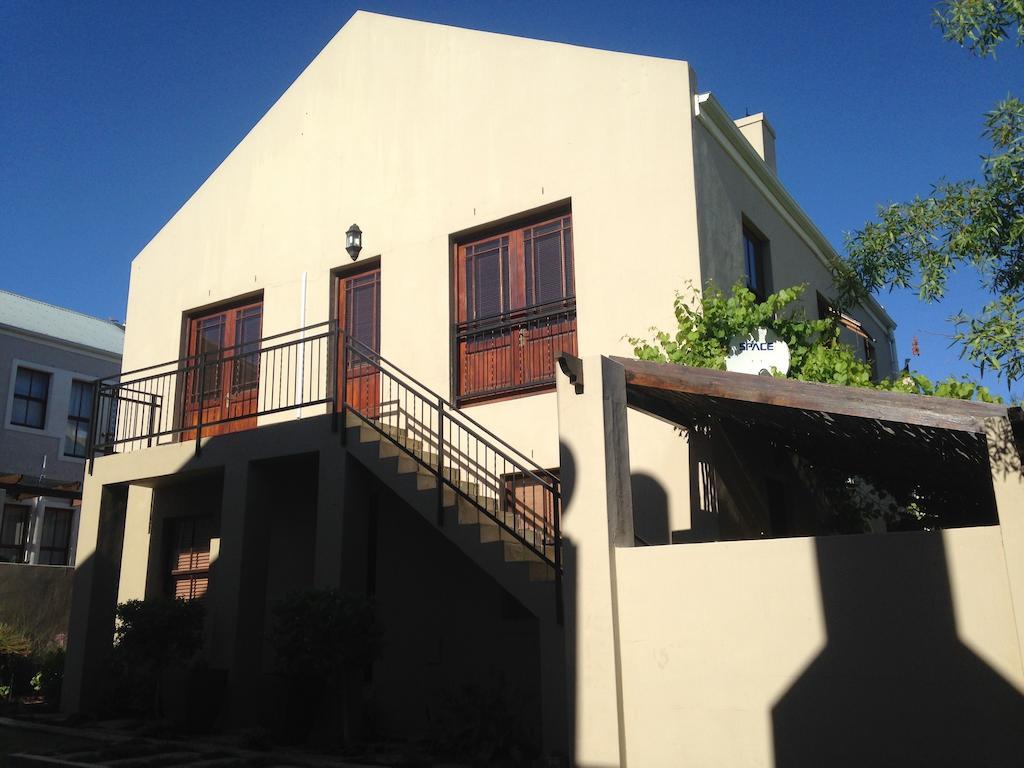 Fynbos Feniks Apartment Stellenbosch Exteriör bild